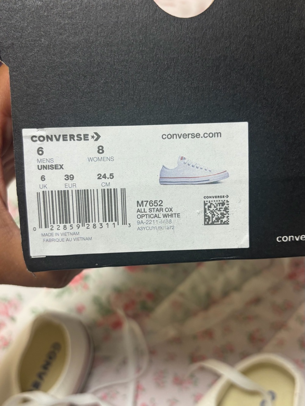 Converse Women’s Low Top Canvas Sneakers in White with Red Stripe - Picture 4 of 4